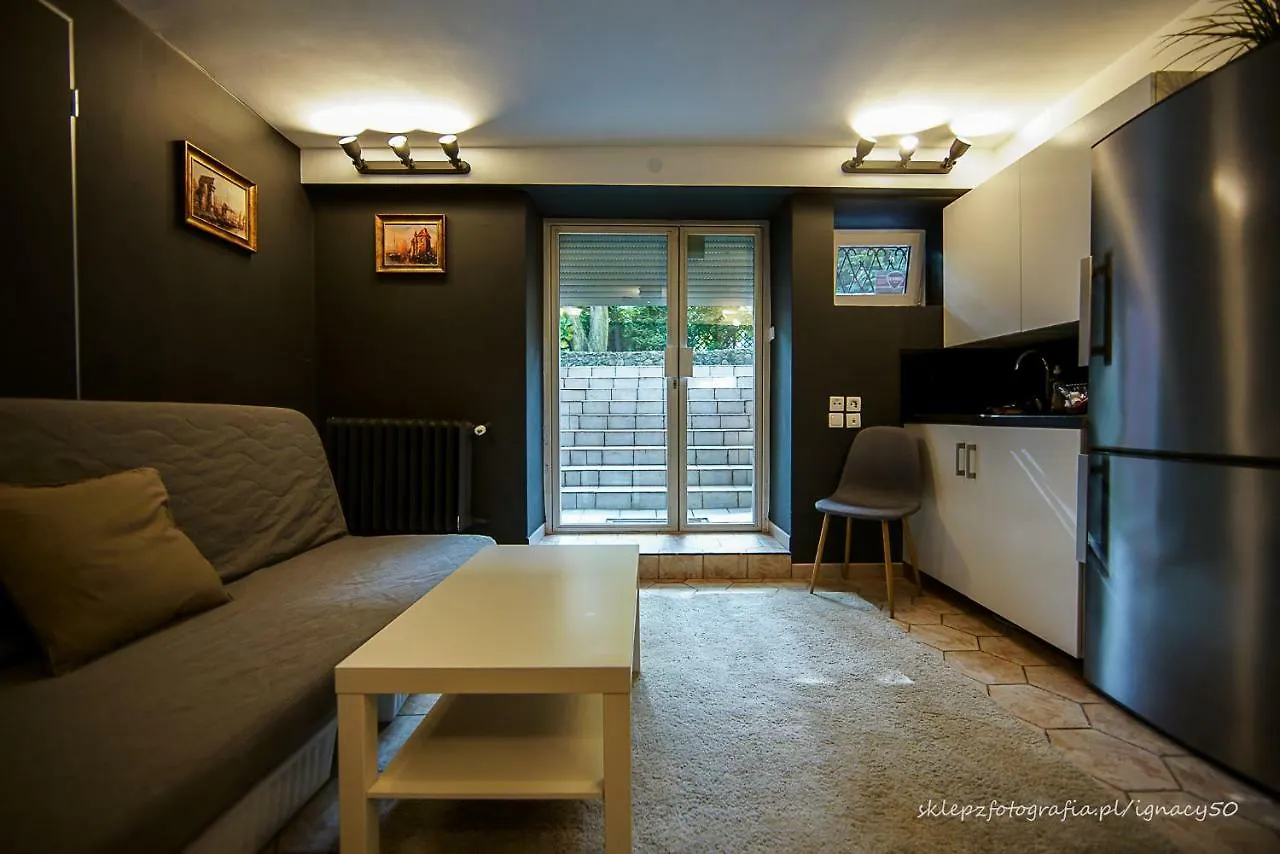 Saska Kepa Apartamenty ワルシャワ